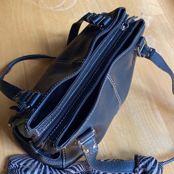 Fossil leather black bag 13x8x4,5” purse bag - Picture 4 of 17